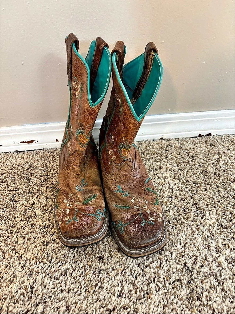 Smokey Mountain boots Embroidered Western Boots in Brown & Turquoise